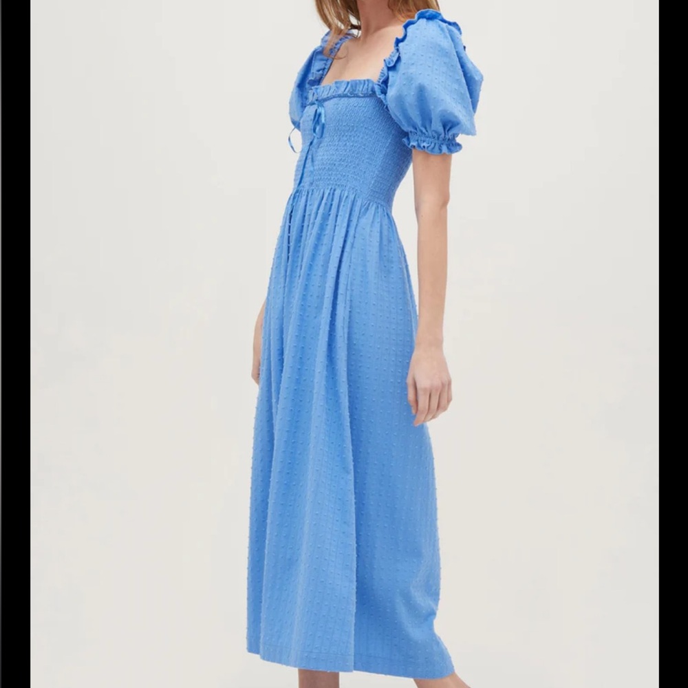 Hill House Home The Scarlett Midi Nap Dress in Hydrangea